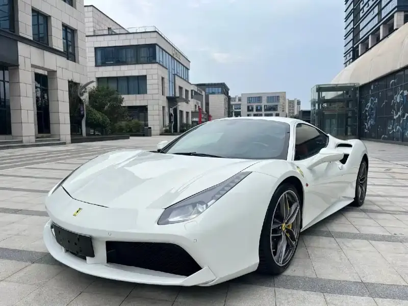 Ferrari 488