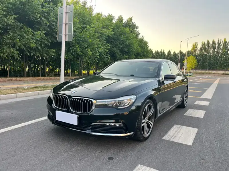 BMW 7-Series