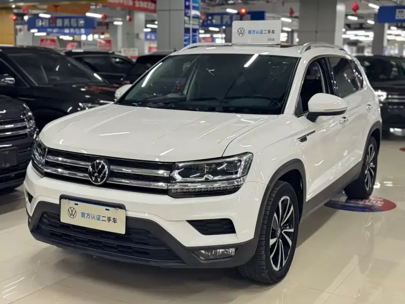 Volkswagen Tharu