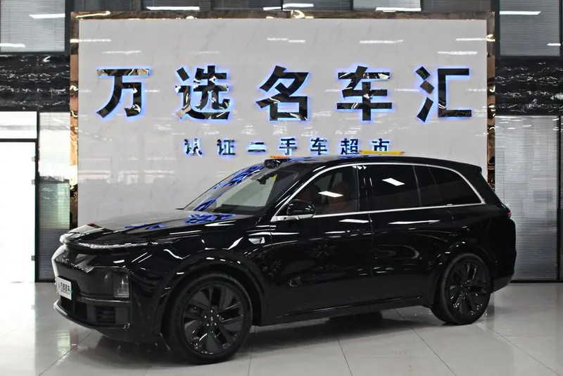 Li Auto L8