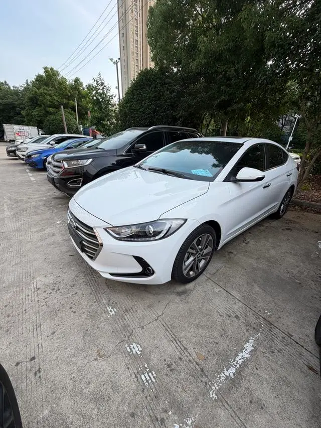 Hyundai Elantra Lingdong