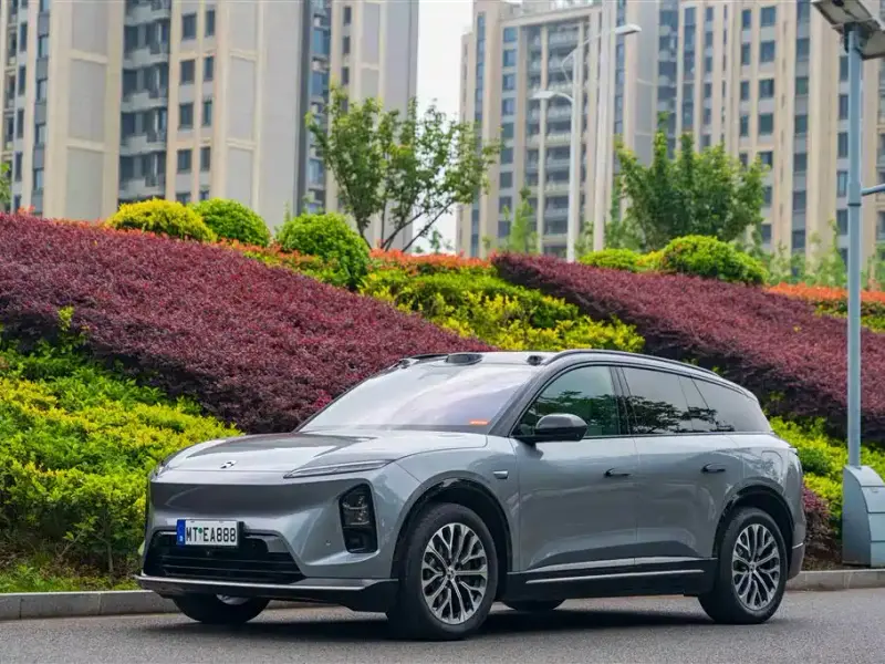 NIO ES6