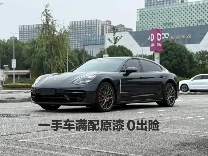 Porsche Panamera