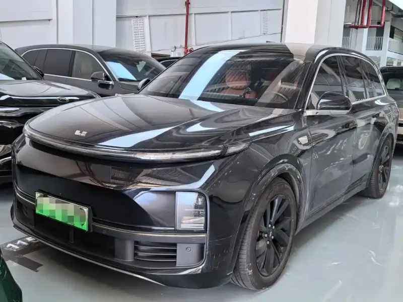 Li Auto L8
