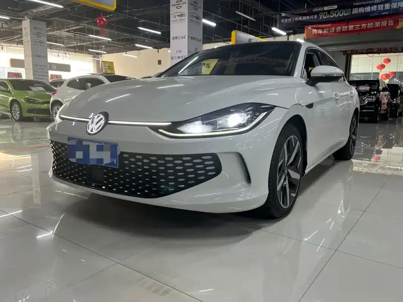 Volkswagen Lamando