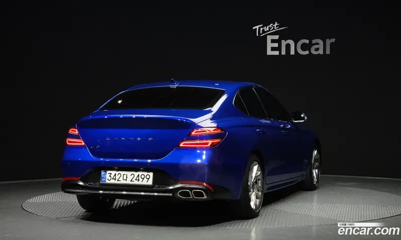 Genesis G70