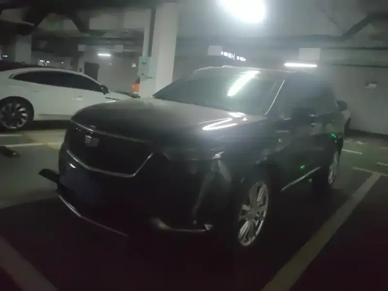 Cadillac XT6