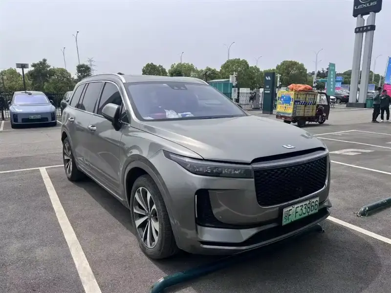Li Auto ONE