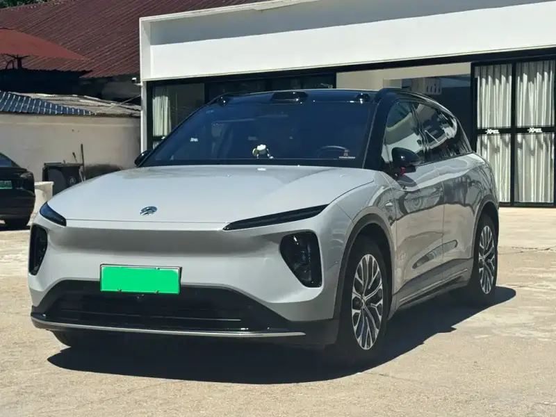 NIO ES6