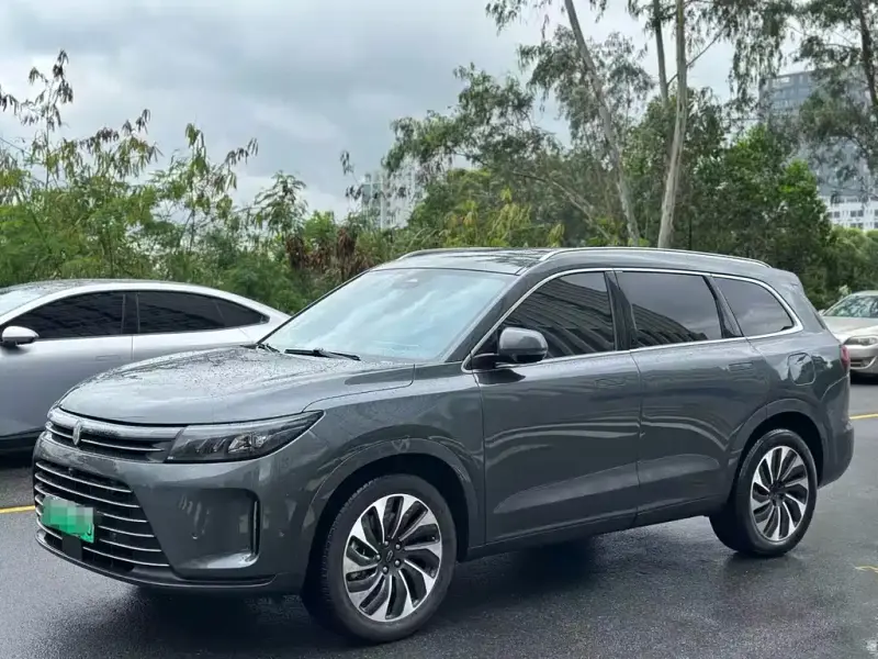 AITO M7