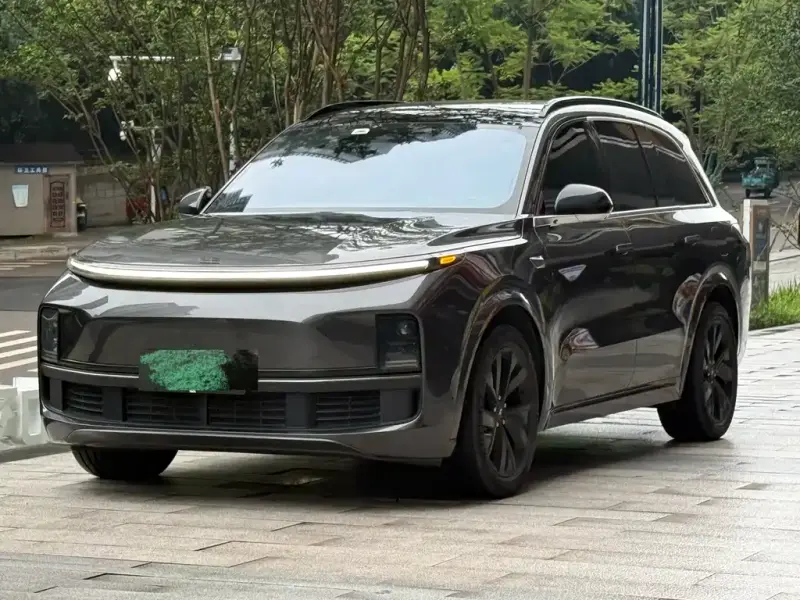 Li Auto L8