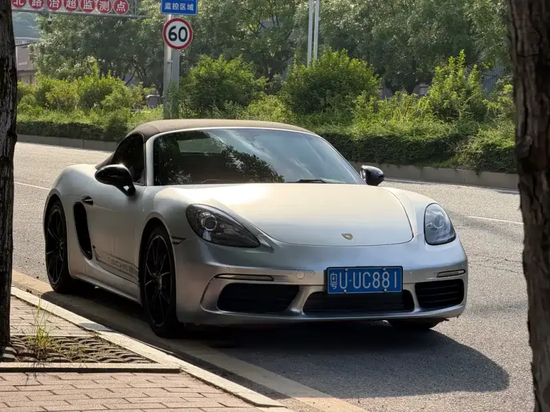 Porsche 718