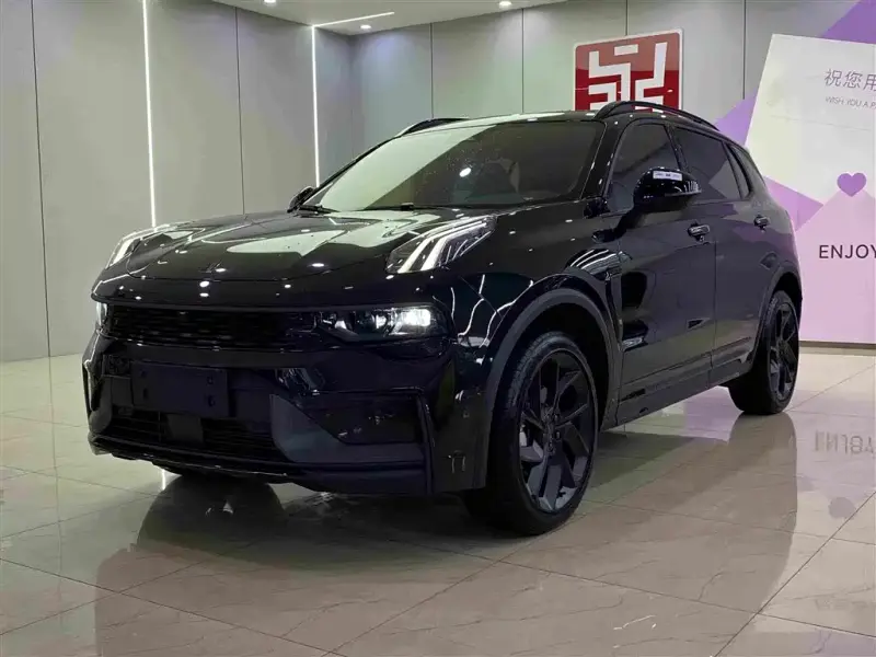 Lynk & Co 01