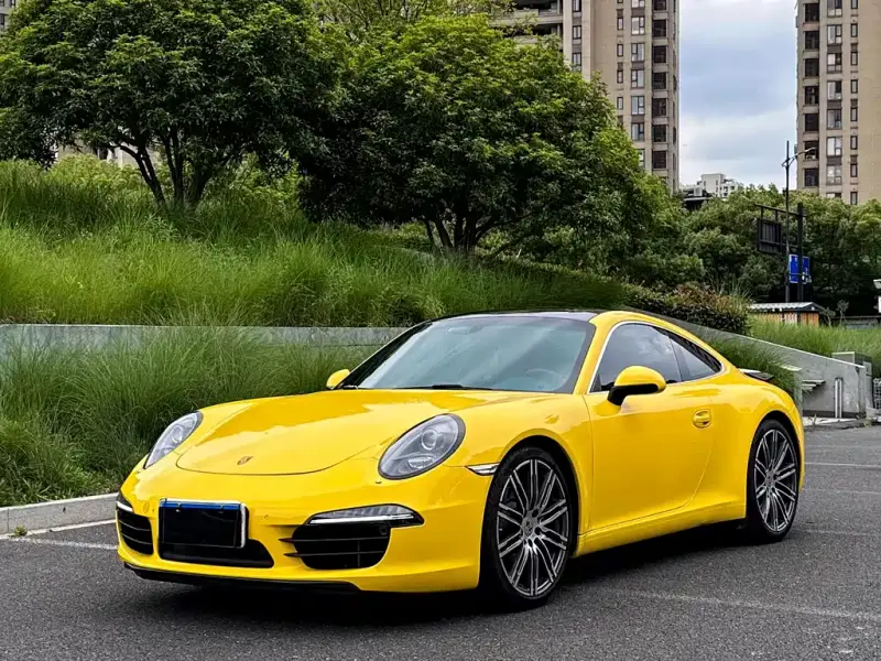 Porsche 911