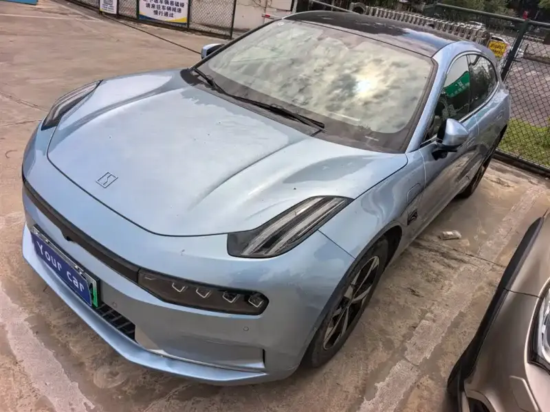 Zeekr 001