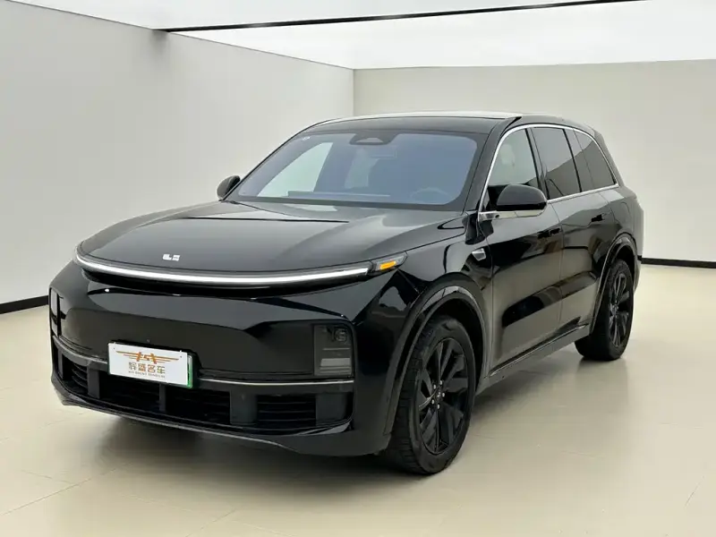 Li Auto L8