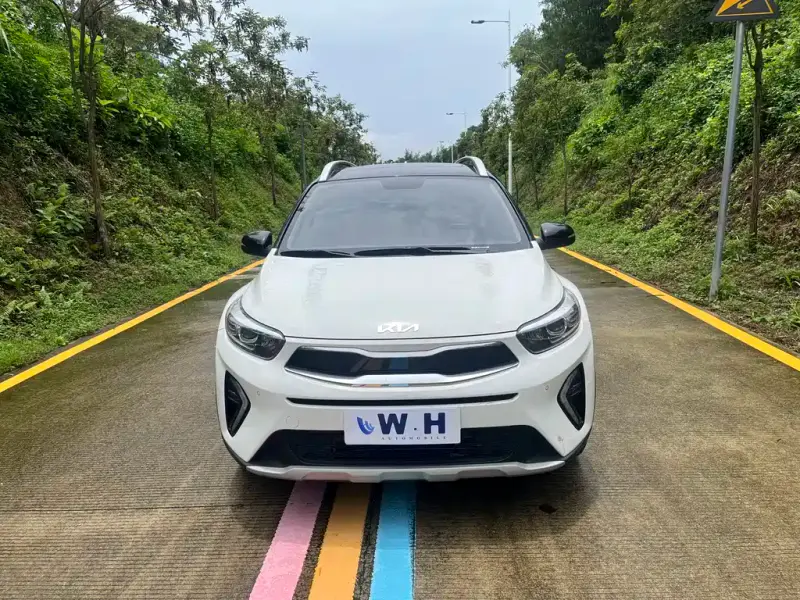 Kia KX1