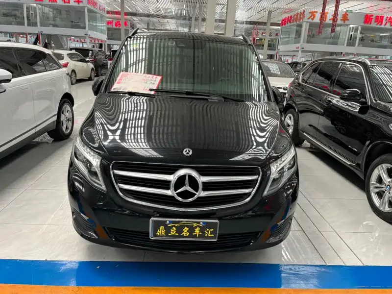 Mercedes-Benz V-Class