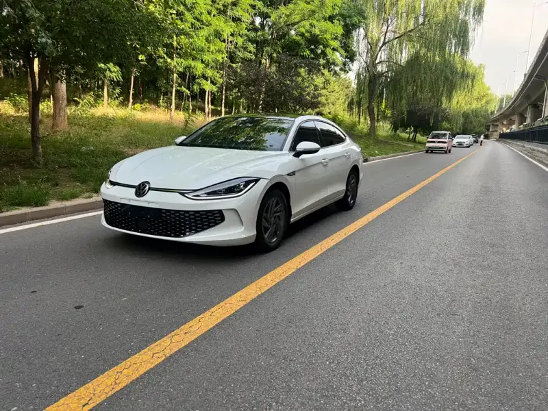 Volkswagen Lamando