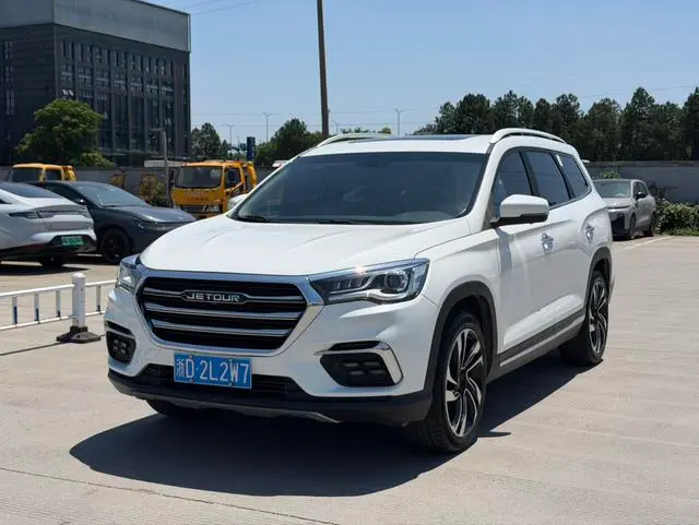 Jetour X90