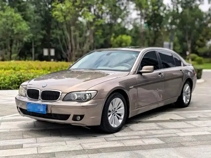 BMW 7-Series