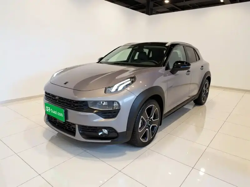 Lynk & Co 02