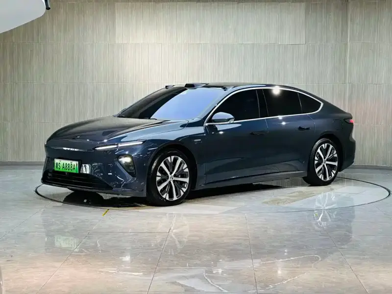 NIO ET7