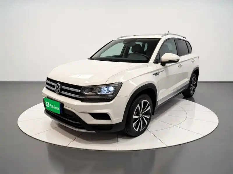 Volkswagen Tharu