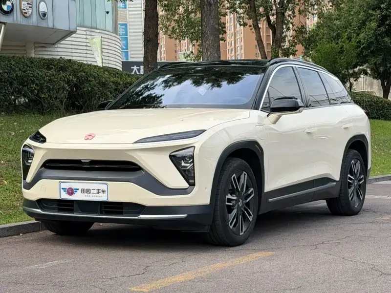NIO ES6