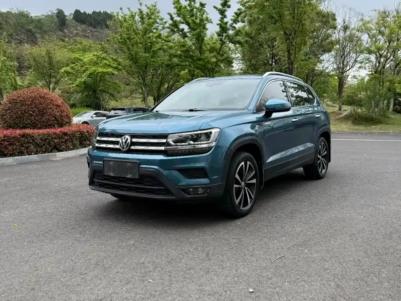 Volkswagen Tharu