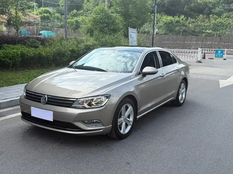 Volkswagen Lamando