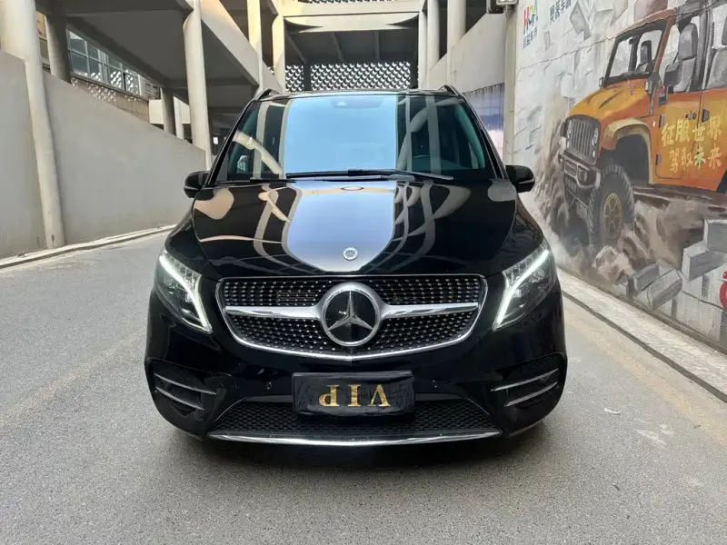 Mercedes-Benz V-Class