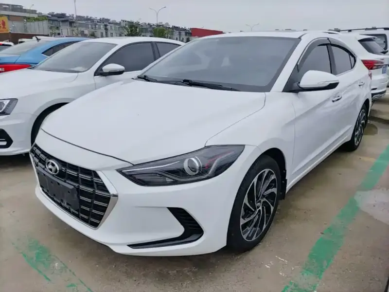 Hyundai Elantra