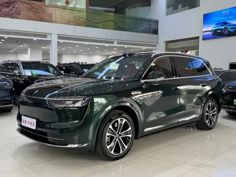 AITO M7
