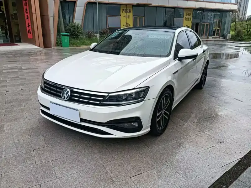 Volkswagen Lamando