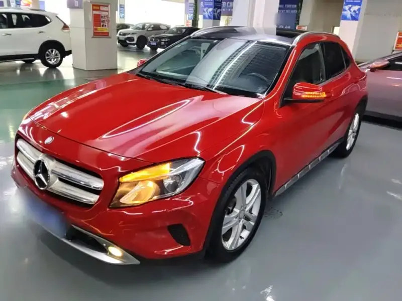 Mercedes-Benz GLA