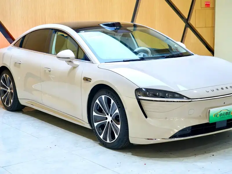 Luxeed Zhijie S7