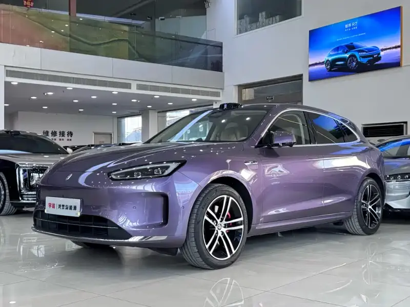 AITO M5