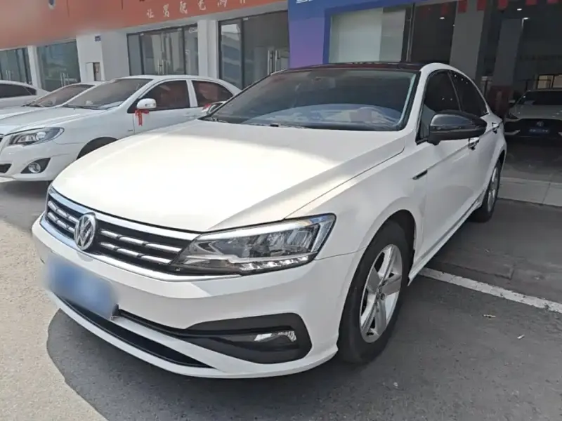 Volkswagen Lamando