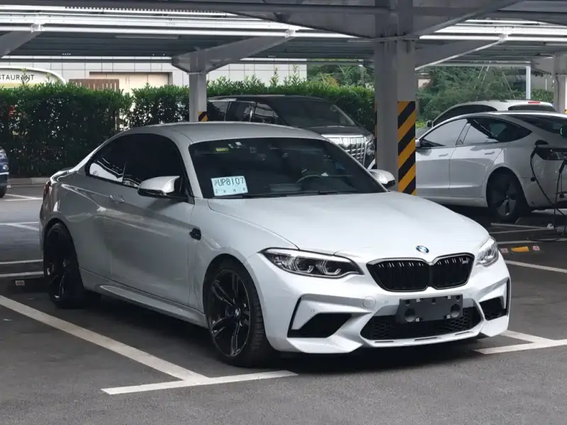 BMW M2