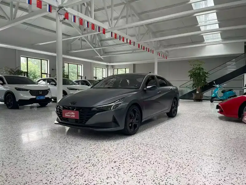 Hyundai Elantra