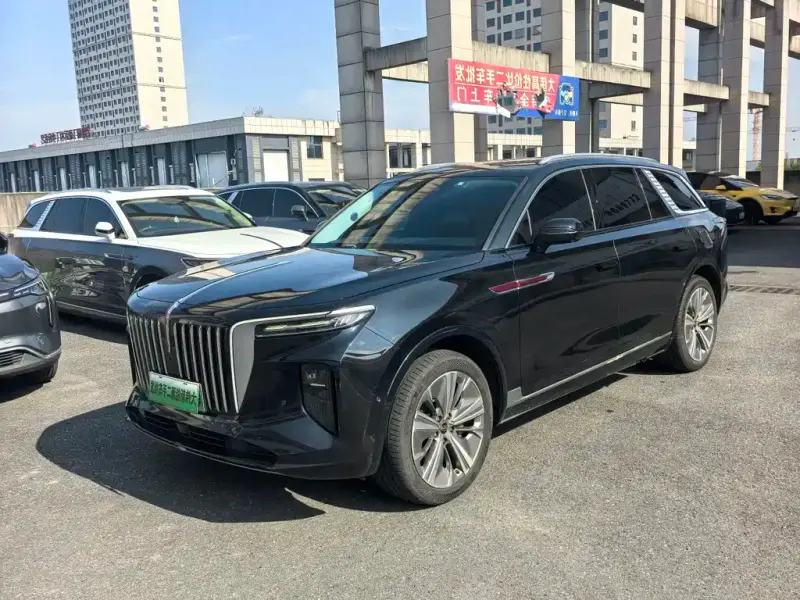 Hongqi E-HS9