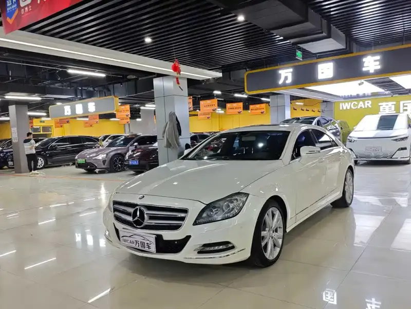 Mercedes-Benz CLS