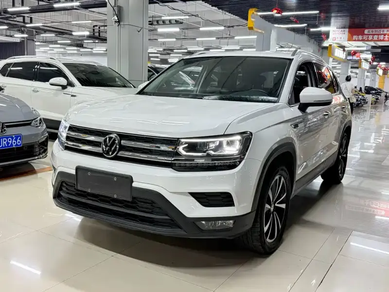 Volkswagen Tharu