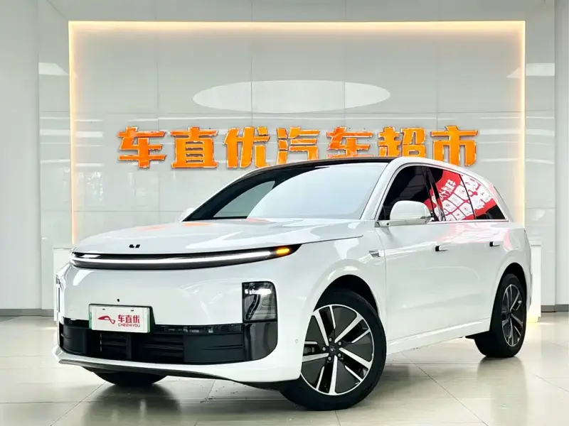 Li Auto L6
