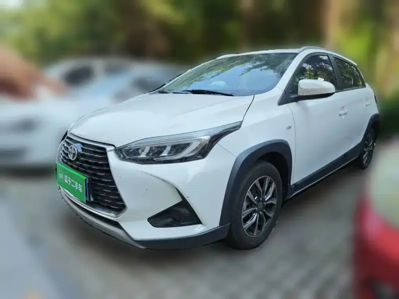 Toyota Yaris L