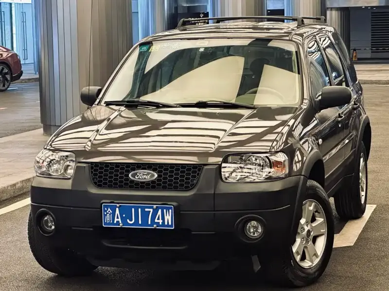 Ford Escape (Import)