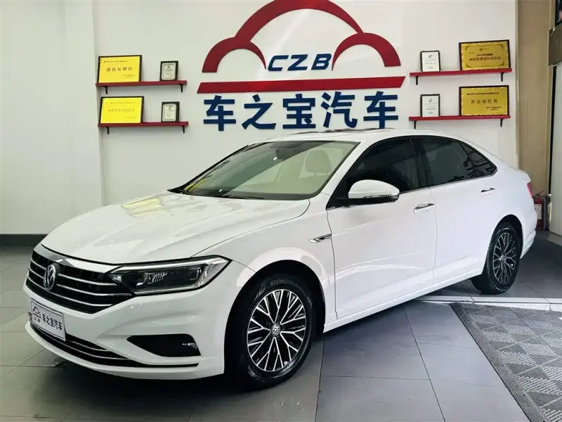 Volkswagen Sagitar