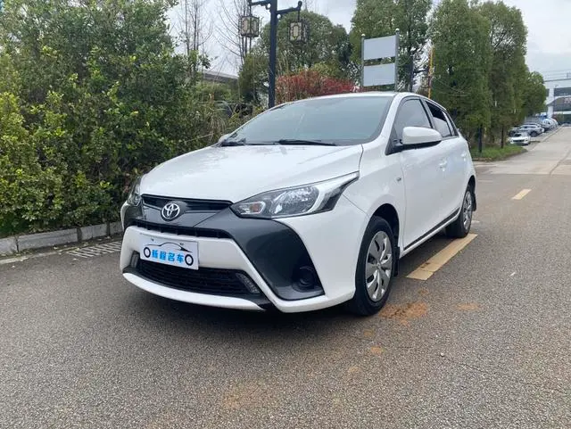 Toyota Yaris L
