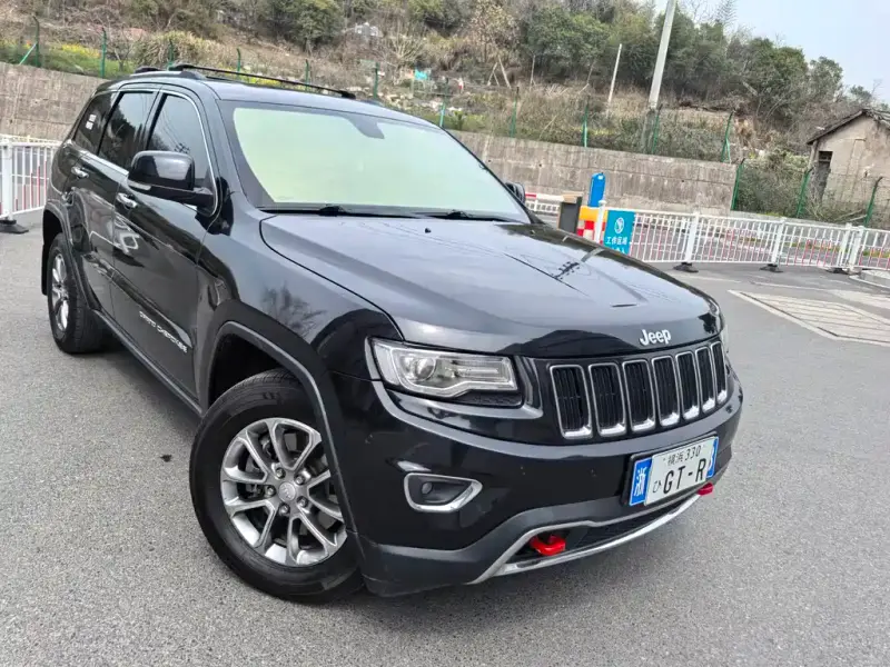 Jeep Grand Cherokee (Import)
